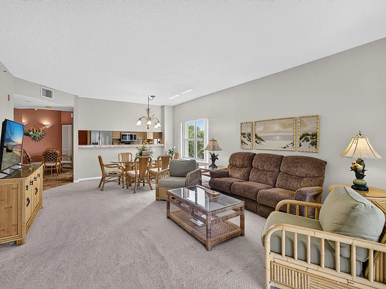 500 Uno Lago Dr #201 — Photo 18
