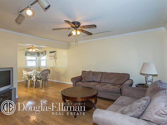 4th image of 3622 Bernard Dr