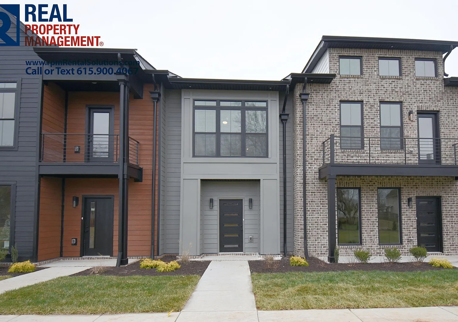 Luxury 2BR townhome in the heart of Murfreesboro- neighborhood pool, hi-speed internet included! — Photo 2