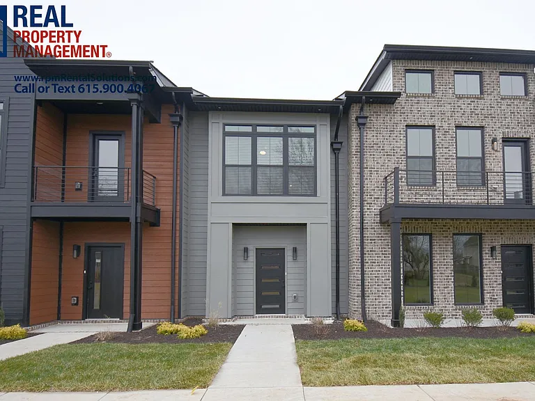 1428 Rebecca Johns Dr — Photo 2
