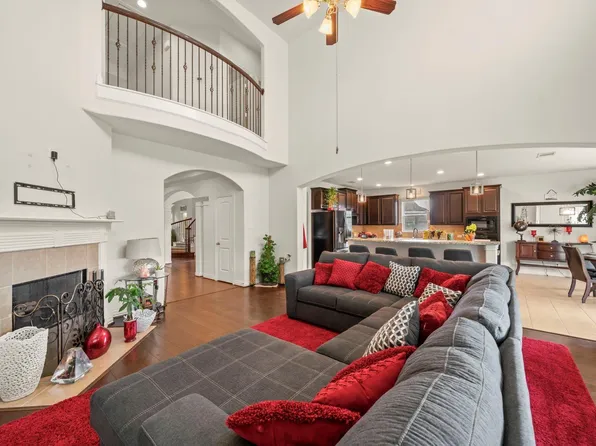 9939 Clear Diamond Dr, Rosharon, TX 77583