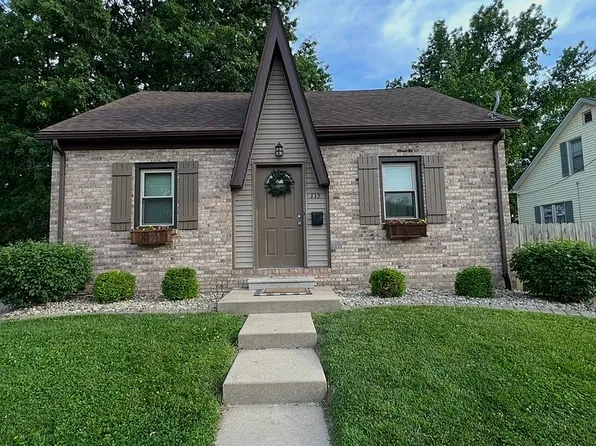 115 W 4th St, O'Fallon, IL 62269