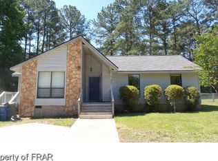 499 Corning Pl, Fayetteville, NC 28314