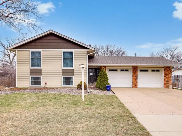 1079 Rome Dr, Apple Valley, MN 55124