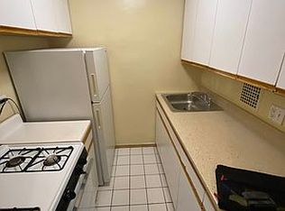 707 E 242nd St APT 2, Bronx, NY 10470