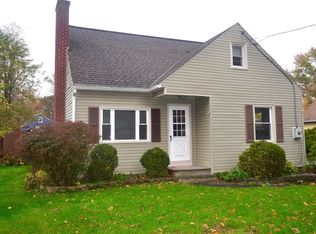 320 Tracy Creek Rd, Vestal, NY 13850