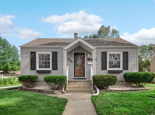 710 W Lake St, Griffith, IN 46319