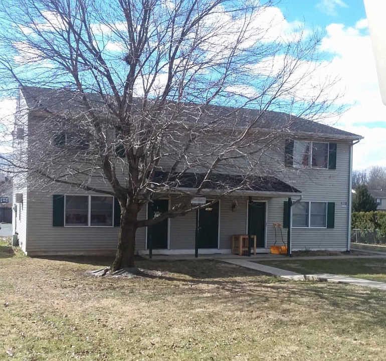 1st image of 1036 Reinoehl St
