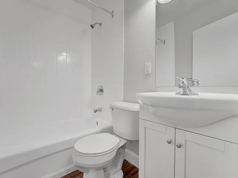 1211 Huron St — Photo 13