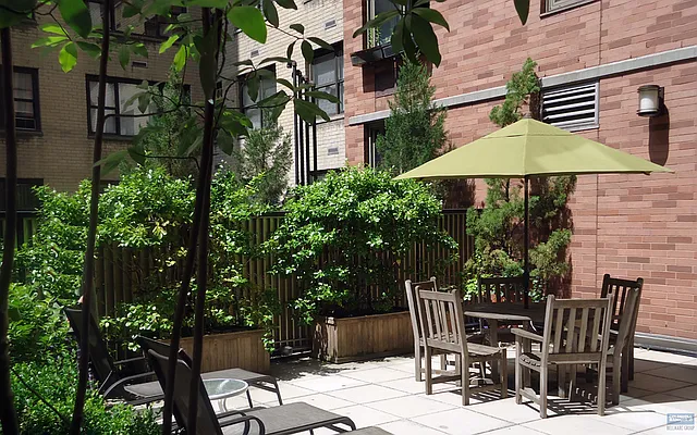 Rented by Bellmarc Realty | media 6