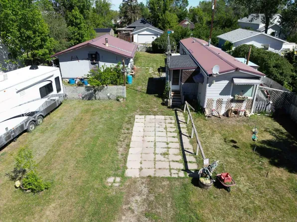 221 Truman St, Carmangay, AB T0L 0N0