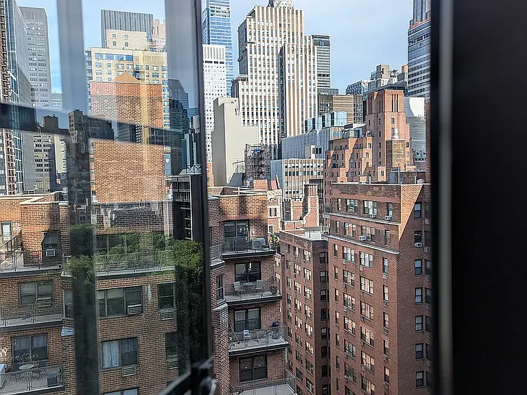 5 Tudor City Pl #1519 — Photo 5
