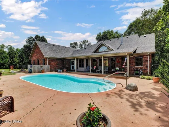 2512 E Nathans Run, Salem, IN 47167