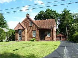 6 Van Buren Ave, East Greenbush, NY 12061