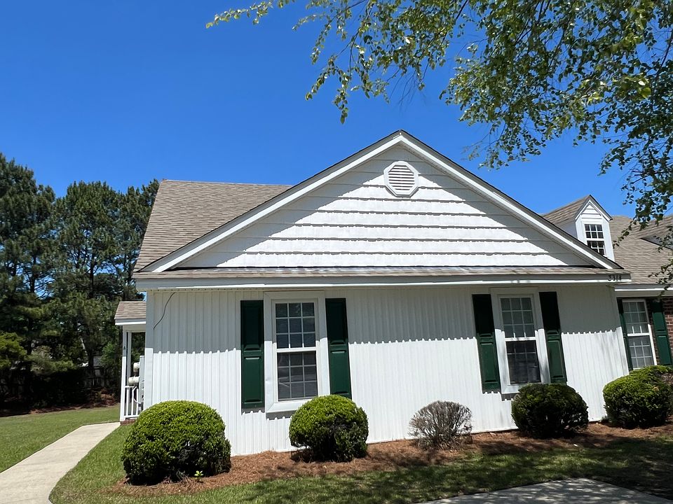 3314 Whitlock Drive A - 3 bedroom 2 bath with NEW Carpet & NEW LVP