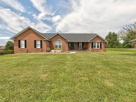 2nd image of 113 Highland Dr