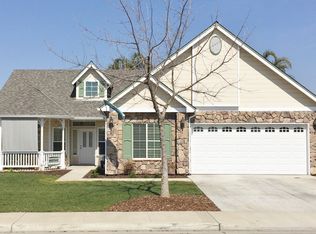 1598 Muscat Pl, Hanford, CA