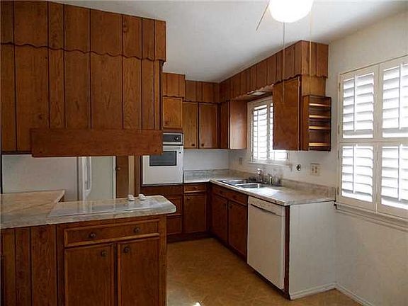 5th image of 9637 Daugherty Dr