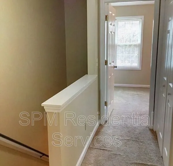 5116 Lampost Cir — Photo 8