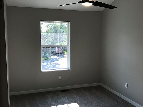4th image of 4525 100th St #4537