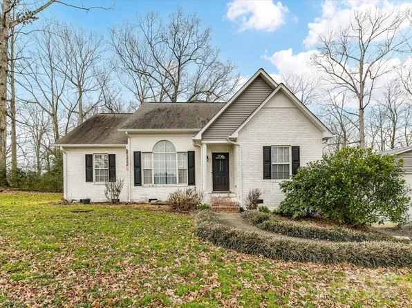 1923 Gables Dr, Monroe, NC 28112