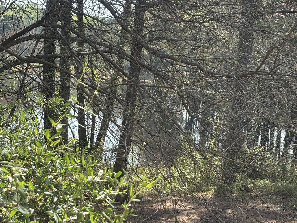 1st image of 1560 Stoneleigh Hill Rd