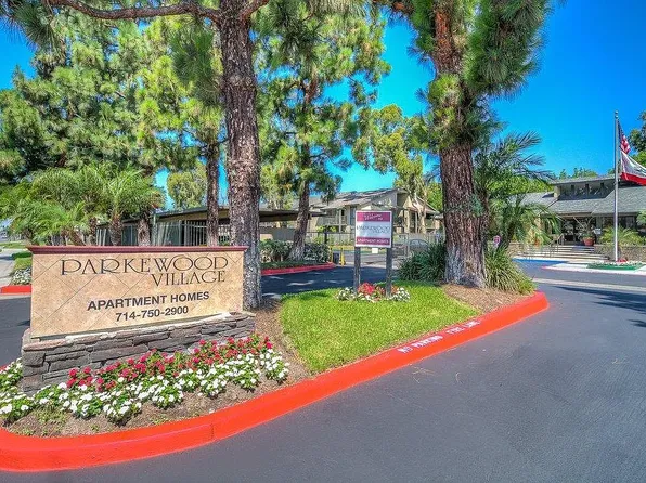 Parkewood Village
