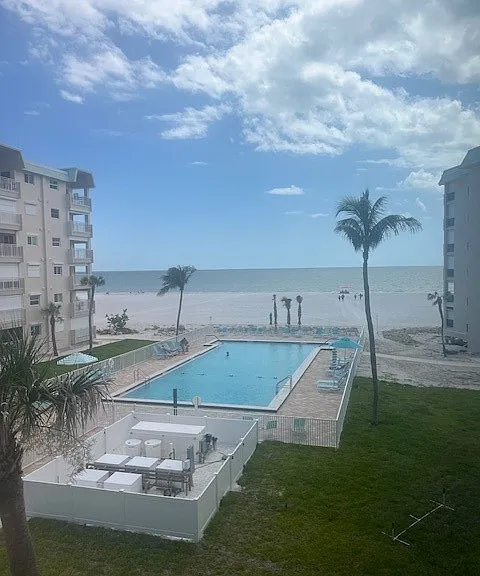 7400 Estero Blvd #315 — Photo 2