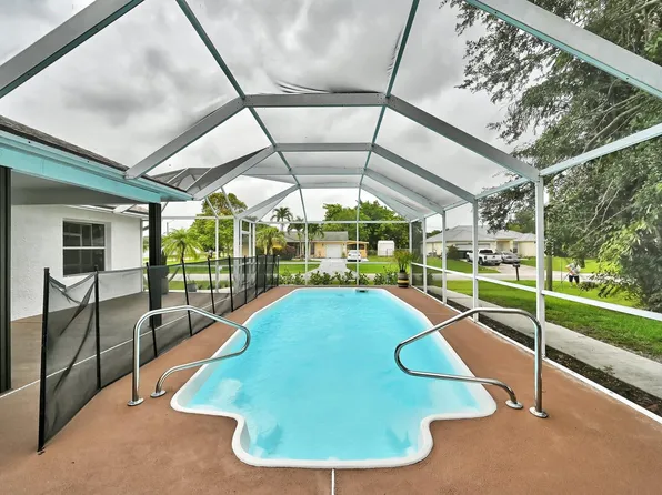 2273 SW Phyllis Lane, Port St Lucie, FL 34953