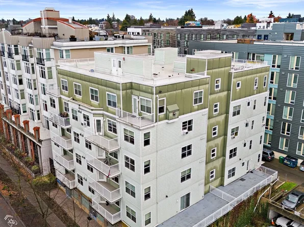 4722 12th Avenue NE #402, Seattle, WA 98105