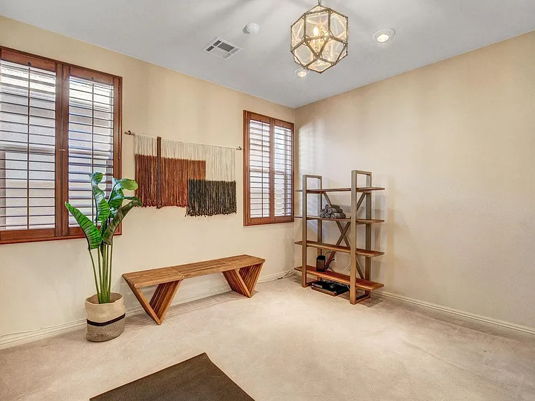 308 Round Stone Ct — Photo 29
