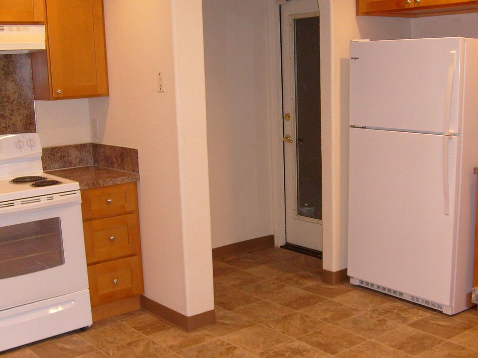 2nd image of 4114 SE 164th Ave