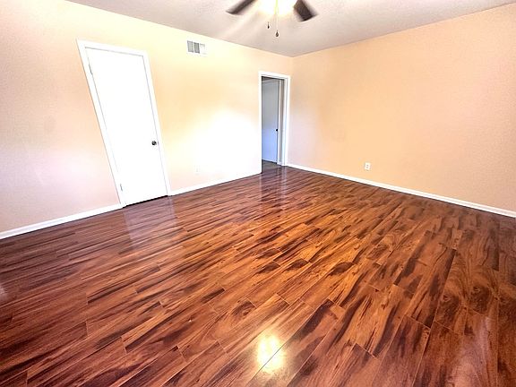 2nd image of 2807 62nd St