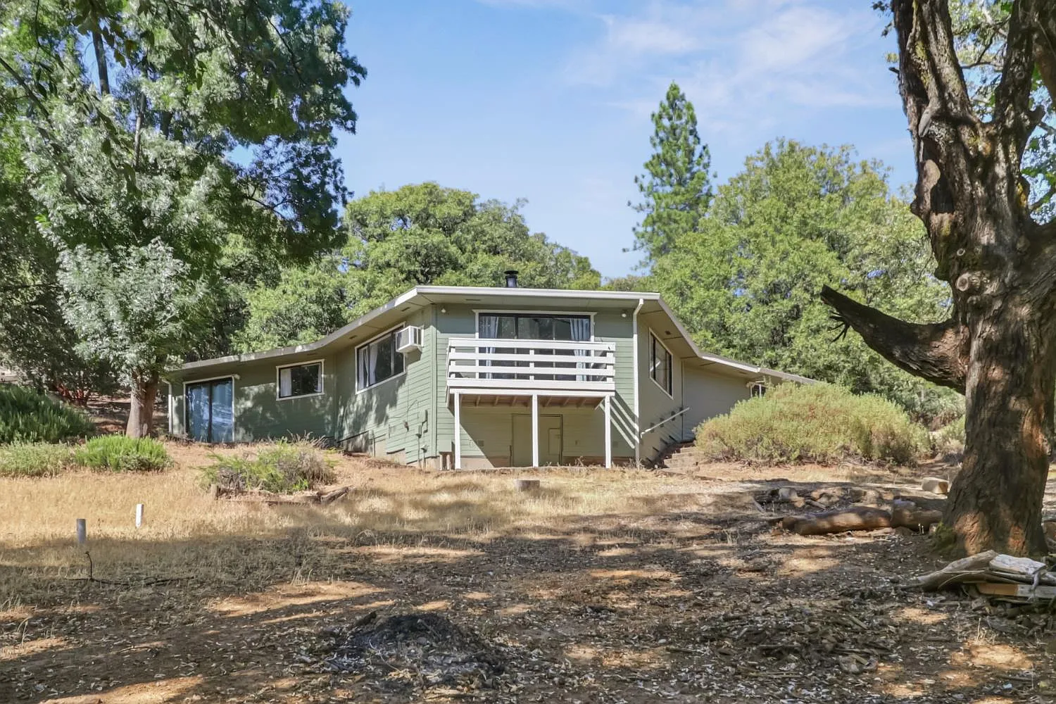 18351 Live Oak Ct photo 1