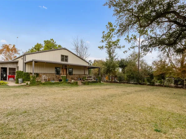 402 Magnolia St, Gause, TX 77857