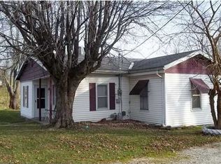 306 Walnut St, Loogootee, IN 47553