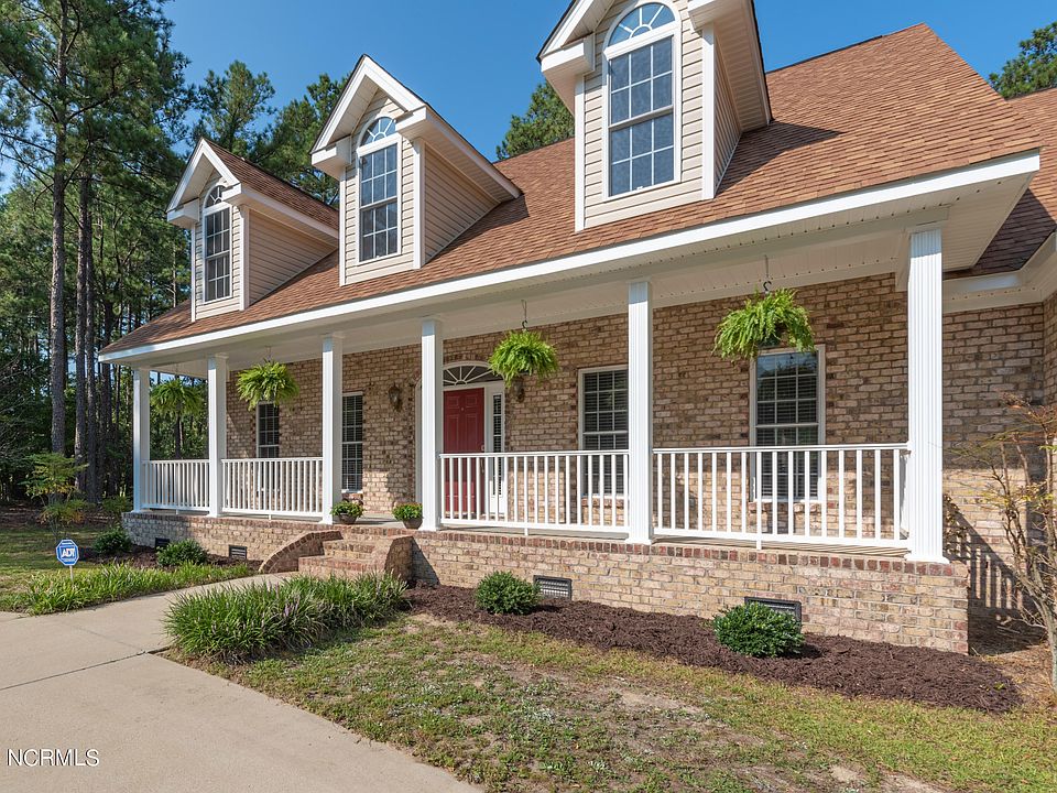 15940 Lovegrass Lane, Wagram, NC 28396 Zillow