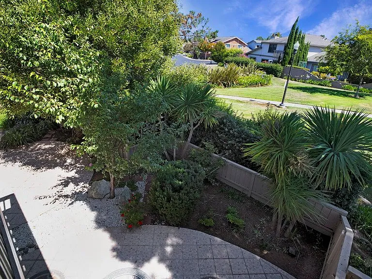 976 Pizarro Ln — Photo 34