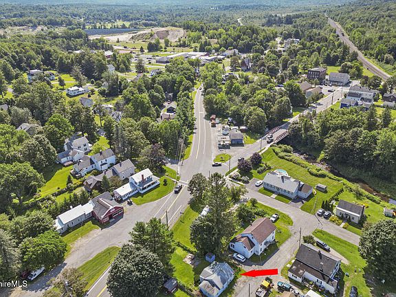 4th image of 16 Holmes Rd
