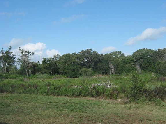 4th image of 3866 Us Hwy 90a E