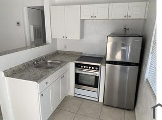 1913 Division Ave APT 201, West Palm Beach, FL 33407