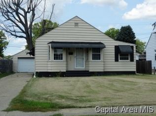 2033 N 6th St, Springfield, IL 62702