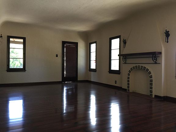 5th image of 5762 Pickering Ave APT B