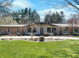 322 Sunway Ln, Saint Louis, MO 63141