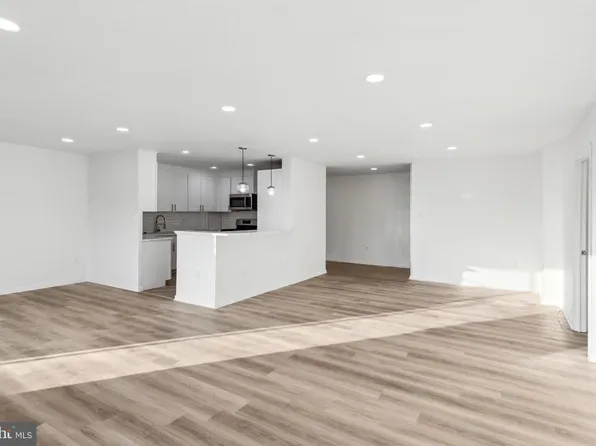 7121 Park Heights Ave Unit 310, Baltimore, MD 21215