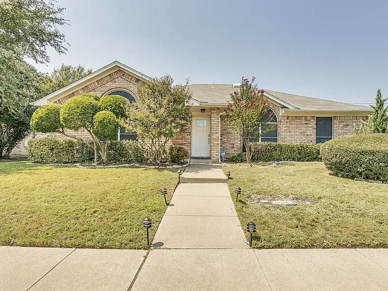 6218 Brookhaven Trl — Photo 1