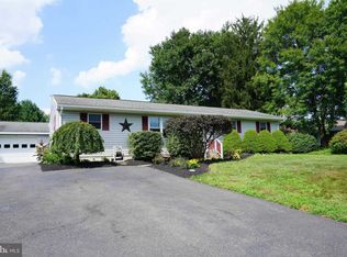 3275 Jacoby Rd, Coopersburg, PA 18036