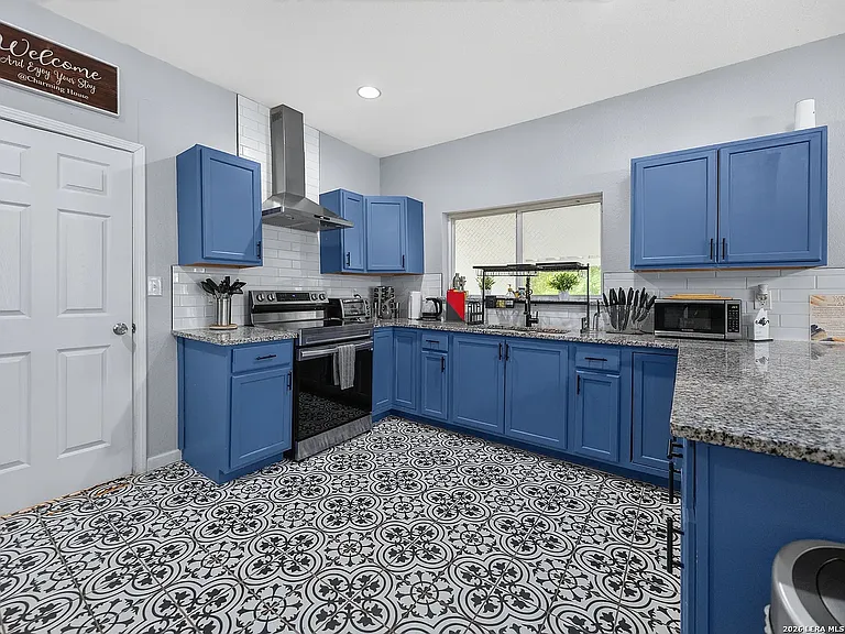 426 Dunning Ave — Photo 4