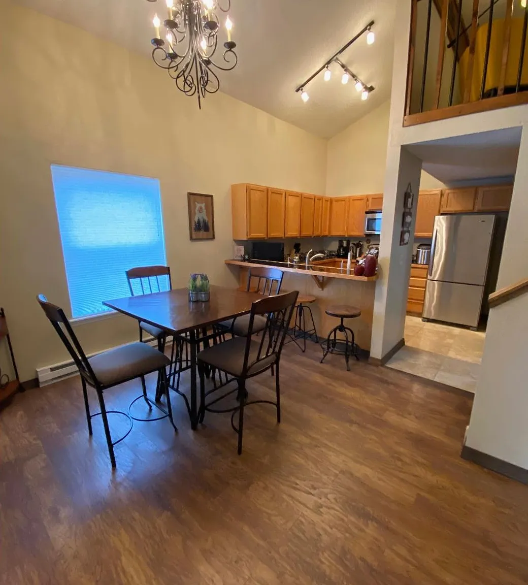 3 bed, 1477 sqft, $2,000 — Photo 4
