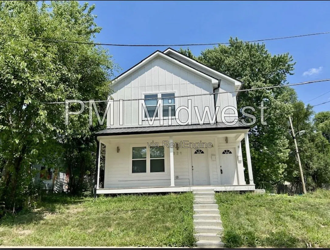 3 bed, 2.0 bath, 1240 sqft, $1,499 — Photo 1